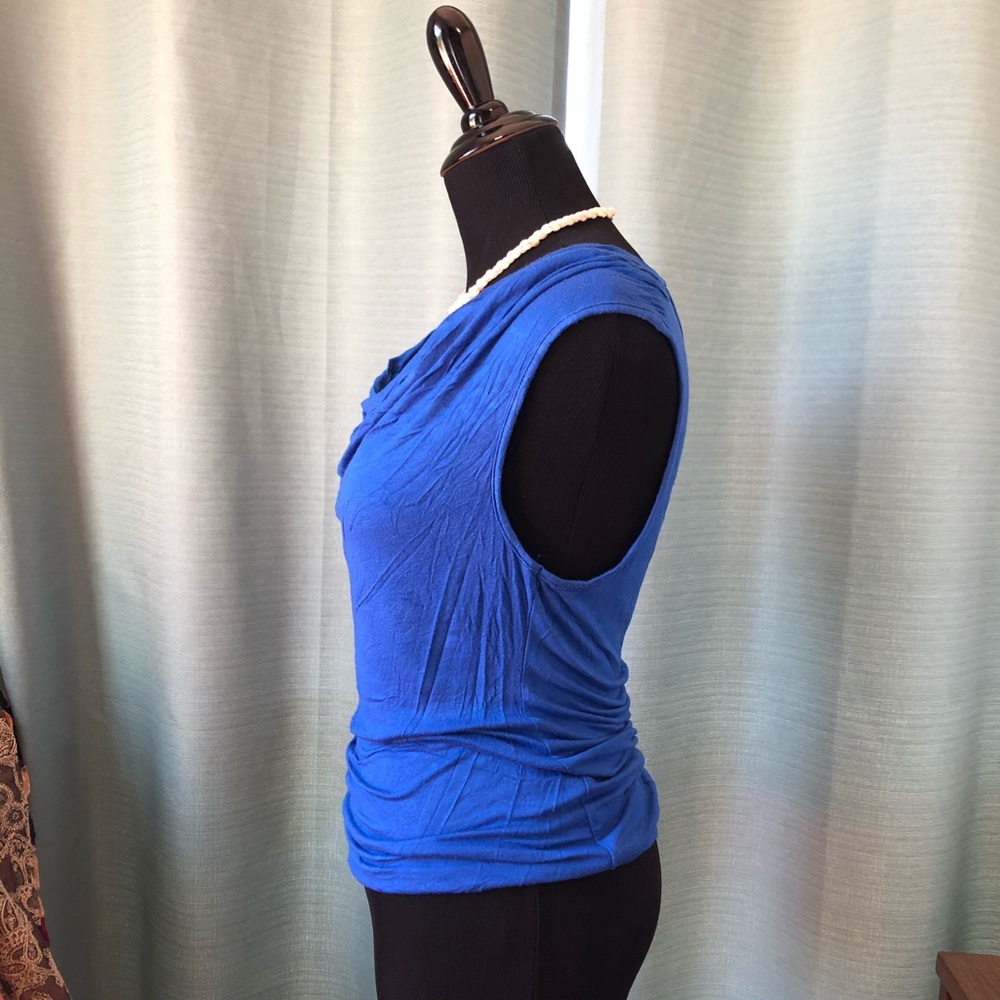 NEW • WetSeal Drapery style sleeveless top. Sz M - Picture 3 of 5